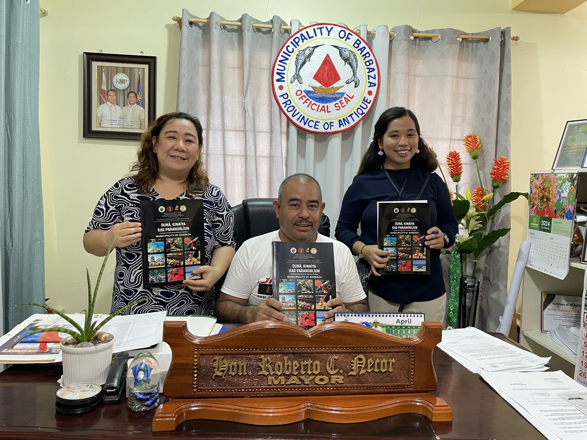 UP Visayas Hands Over Reprinted Cultural Mapping Registries to 18 Antique Municipalities-02