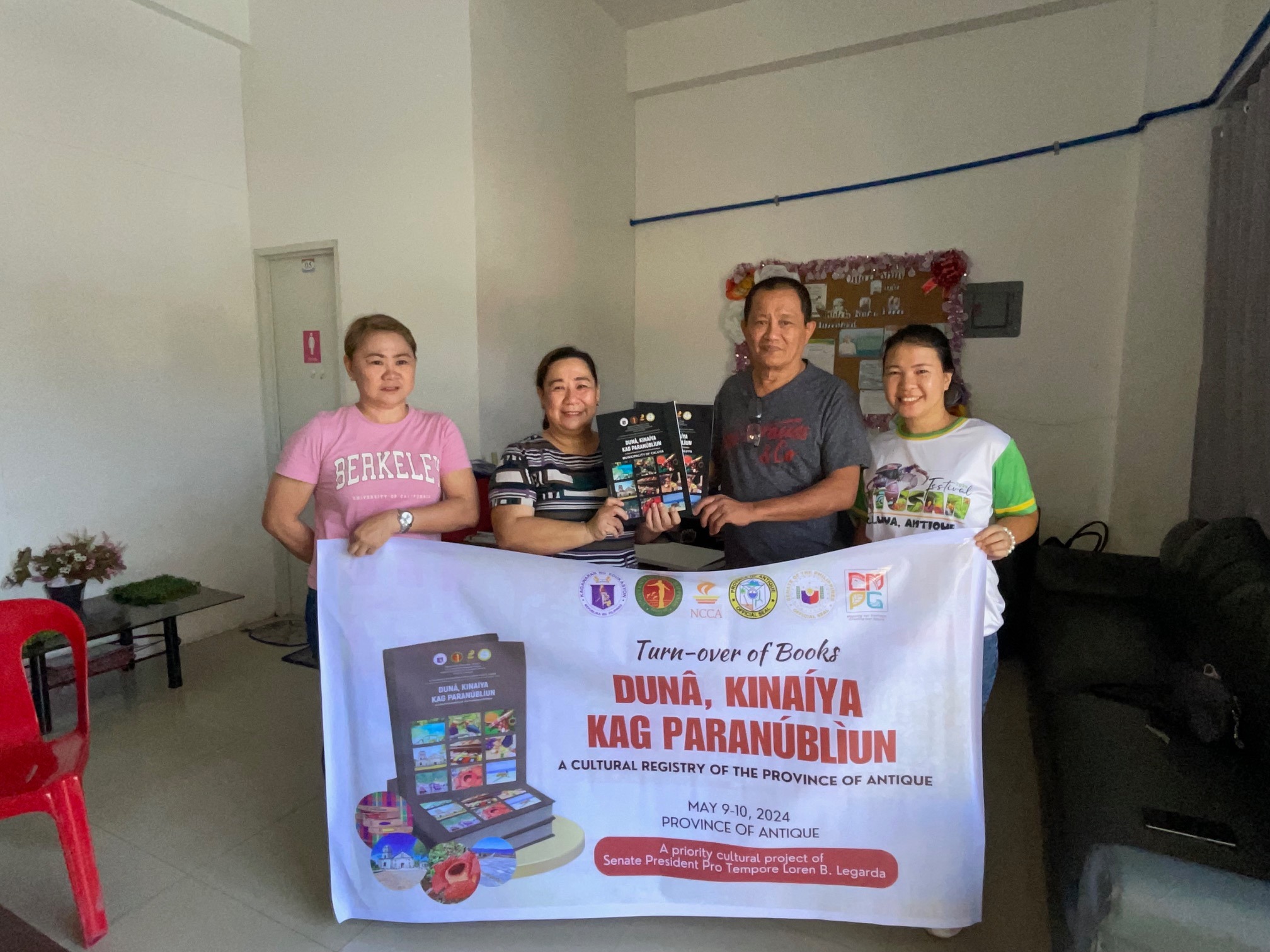 UP Visayas Hands Over Reprinted Cultural Mapping Registries to 18 Antique Municipalities-01